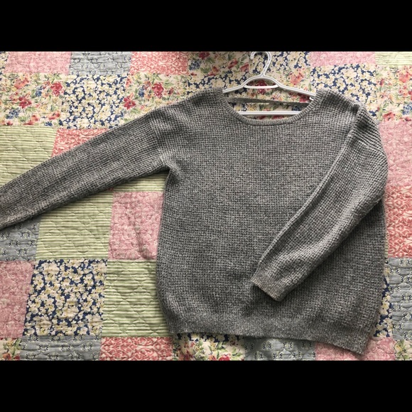 Forever 21 grey knit sweater - Picture 3 of 5